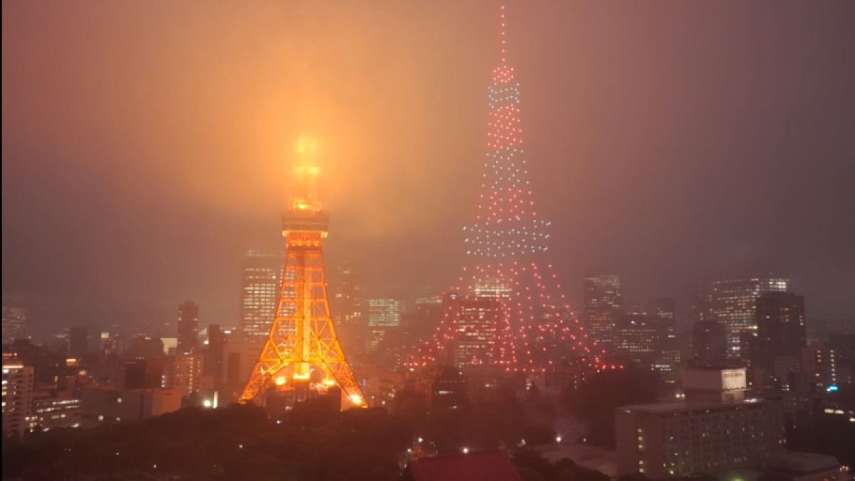 20250604 LAWSON創業50周年記念ドローンショー