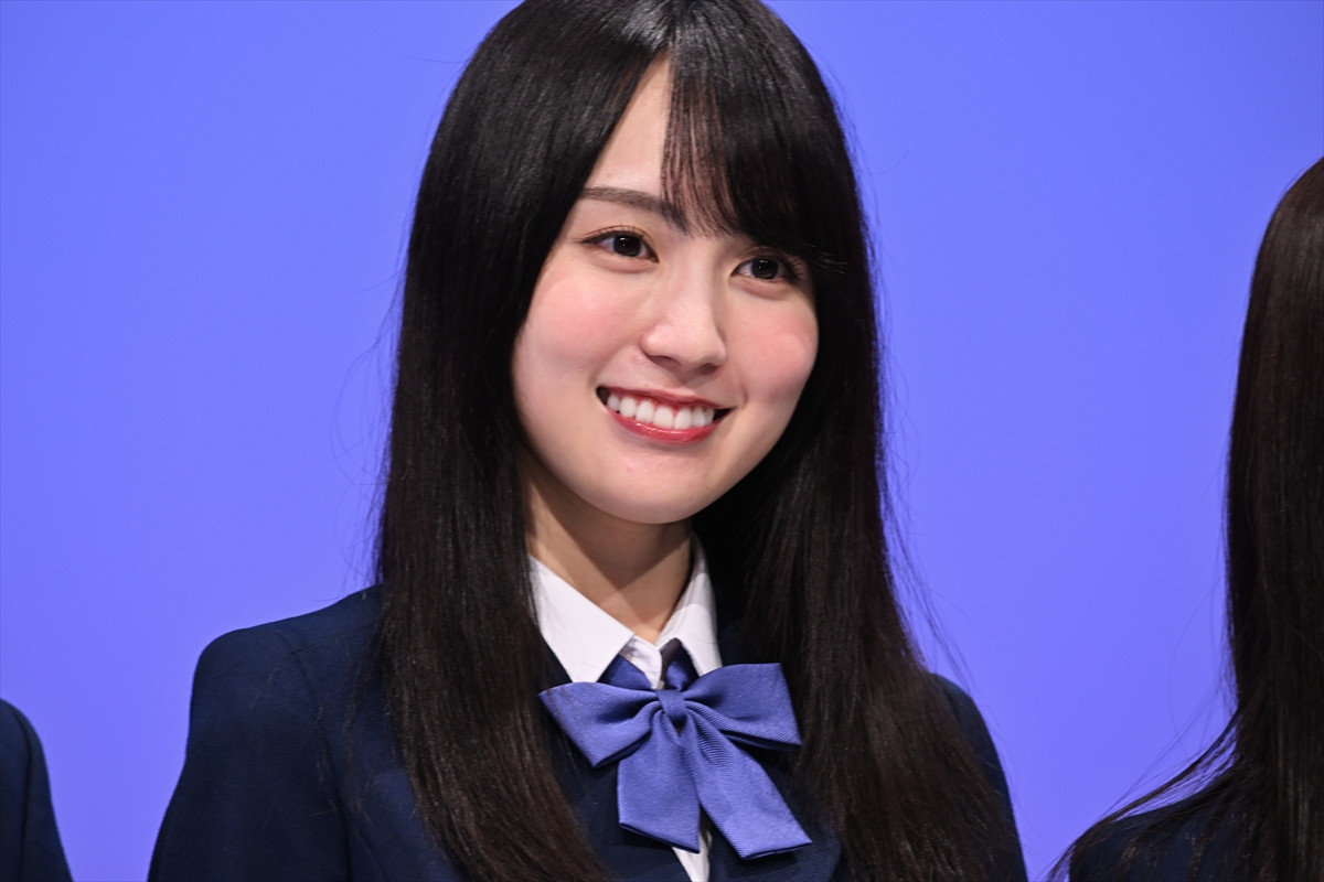 乃木坂46・賀喜遥⾹＆筒井あやめ、制服姿で登場　W主演ドラマで青春を感じる
