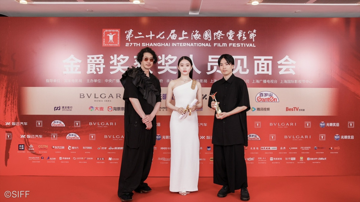 高石あかり「自分の俳優人生にとってすごく大切な作品」　映画『夏の砂の上』が上海国際映画祭・審査員特別賞受賞！