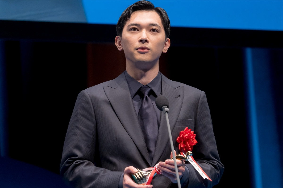 吉沢亮、主演男優賞受賞で「この上ない喜び」　河合優実は主演女優賞受賞