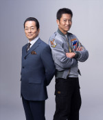 ドラマ『相棒 season24』に出演する（左から）水谷豊、寺脇康文