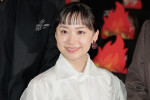 芦田愛菜、映画『俺ではない炎上』完成披露試写会に登場