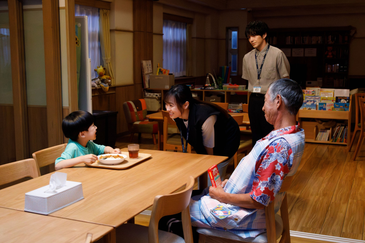『明日はもっと、いい日になる』蔵田の過去と思われる場面に「虐待…？」「悲しい過去があるのかな」の声