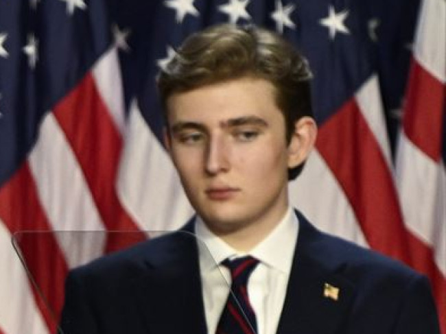 トランプ大統領の19歳大学生息子、夏休みにビジネスの計画 恋愛の優先順位は低い