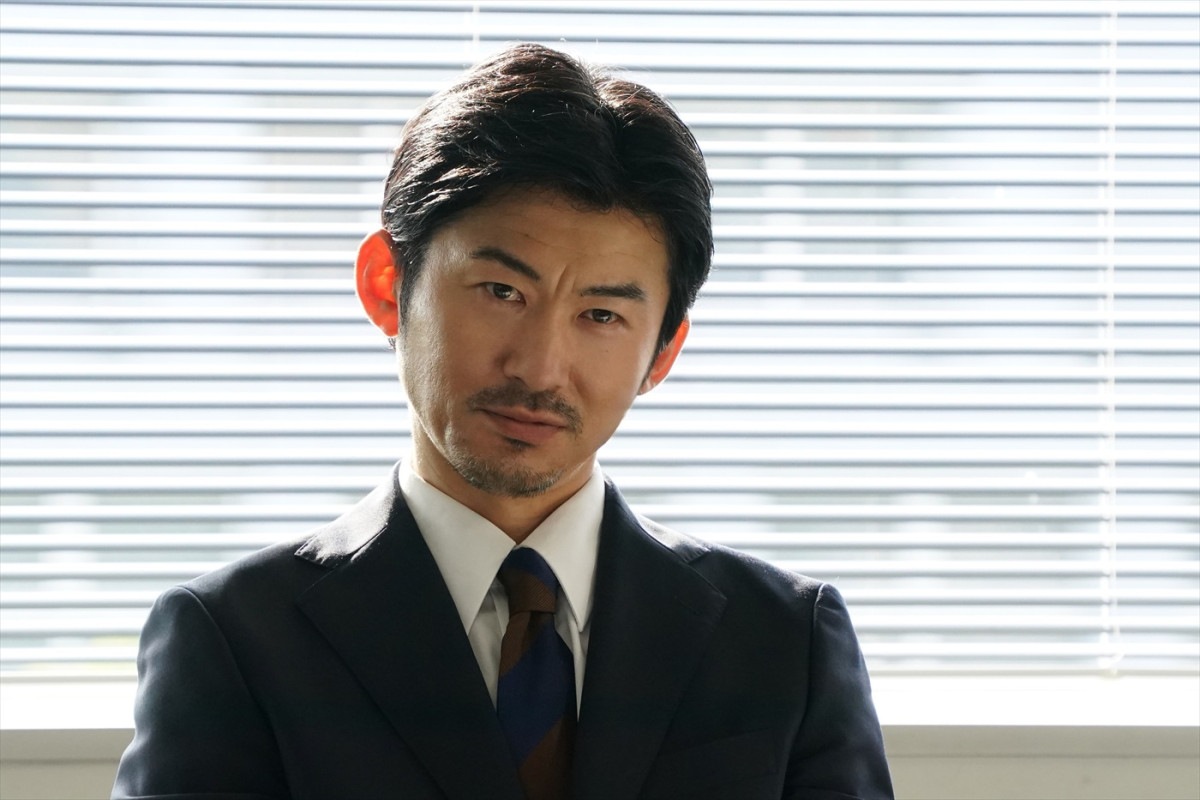 『DOCTOR PRICE』第6話、“鳴木”岩田剛典の父に罪をなすりつけた黒幕が判明！　第7話から新章開幕＆出演者解禁
