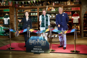 【本ショップ紹介以外不可】「ハリー・ポッター ショップ 原宿　グランドオープニングセレモニー」