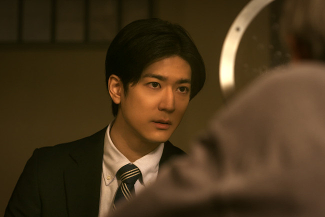『連続ドラマＷ　シリウスの反証』で主演を務める中島裕翔