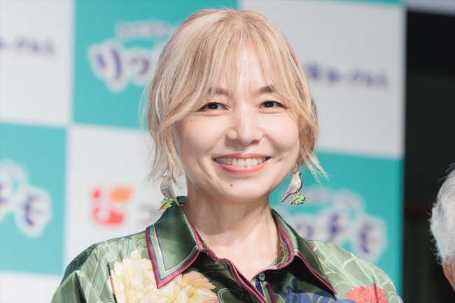 山口智子、『リッチモ』新商品メディア発表会に登場