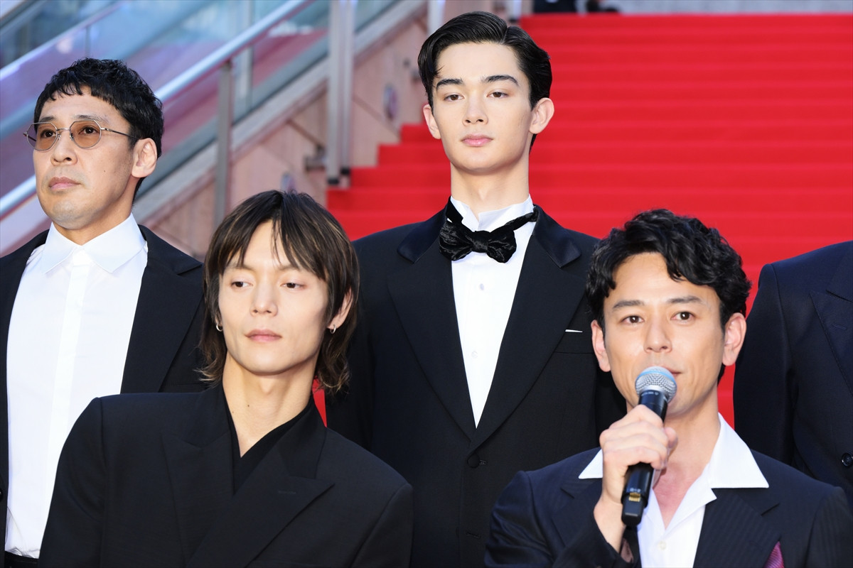 妻夫木聡、広瀬すず、窪田正孝ら豪華キャスト、映画『宝島』東京プレミアに登場