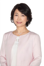ドラマ『終活シェアハウス』に出演する市毛良枝