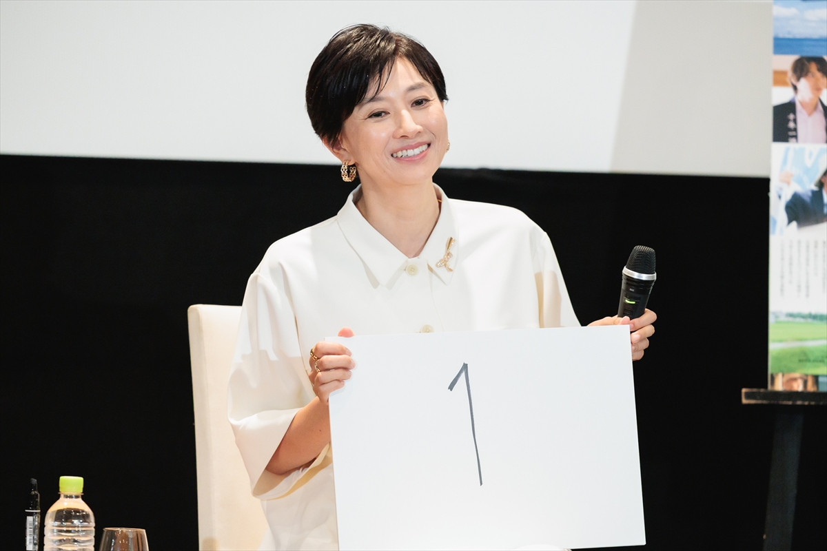 15年ぶり映画出演の菊川怜、日本酒片手にトークショー「ちょっと酔ってます」「何を言ってるのかだんだん分からなくなってきました」