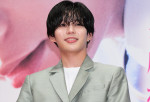 なにわ男子・長尾謙杜、映画『恋に至る病』完成披露舞台挨拶に登場