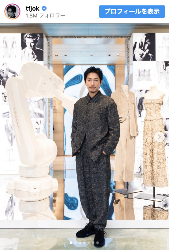 ディーン・フジオカ、アルマーニ展で見せた洗練の装い ※「ディーン・フジオカ」インスタグラム