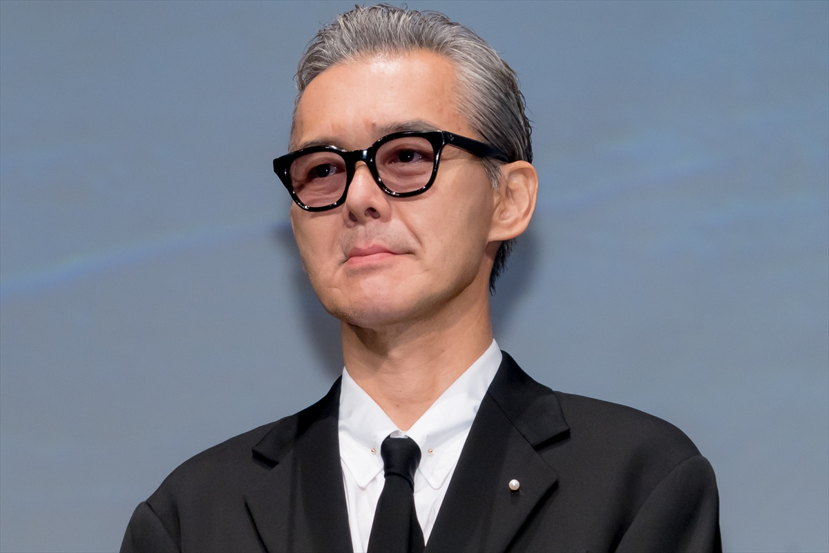 渡部篤郎、舞台挨拶で涙　佐藤二朗「いきなり泣き出すからびっくりしちゃった」