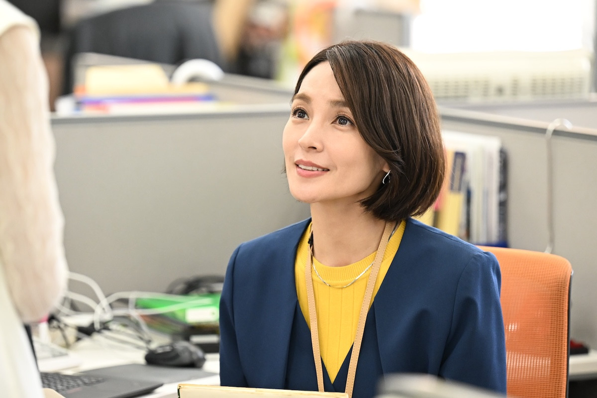 『終幕のロンド』第2話 “鳥飼”草なぎ剛、“真琴”中村ゆりと画集にまつわる過去を知る