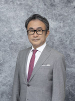 舞台『いのこりぐみ』作・演出の三⾕幸喜