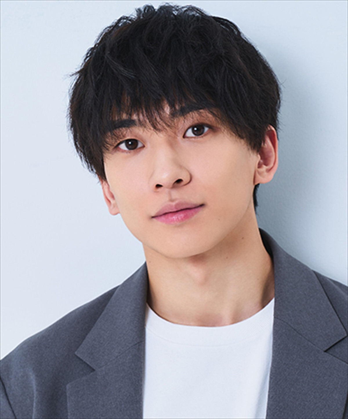 清水美依紗×吉高志音W主演ミュージカル『スキップとローファー』キービジュアル解禁　キャスト・原作者らのコメントも到着