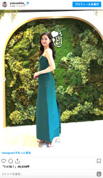 新木優子、圧巻のドレス姿　※「新木優子」インスタグラム