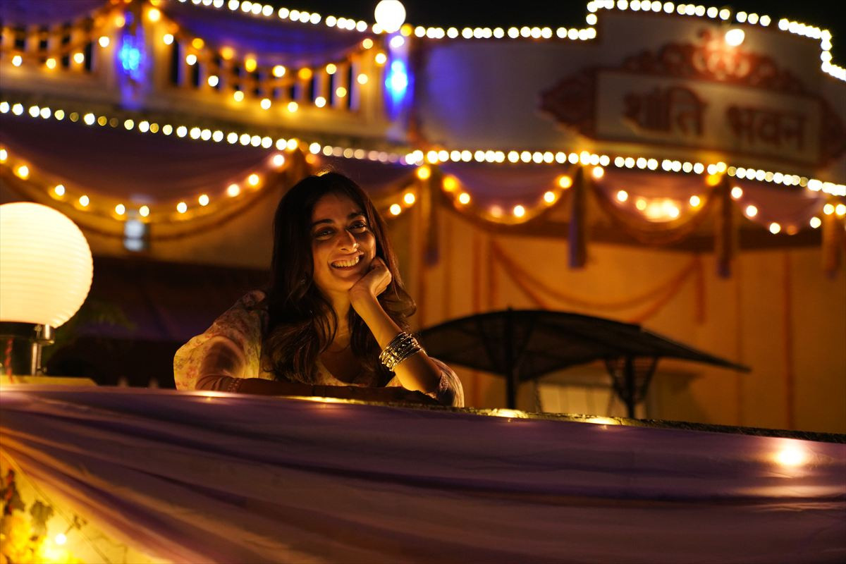 インド映画界に新たな女神降臨――『KILL 超覚醒』ヒロイン、ターニャ・マニクタラの場面写真解禁