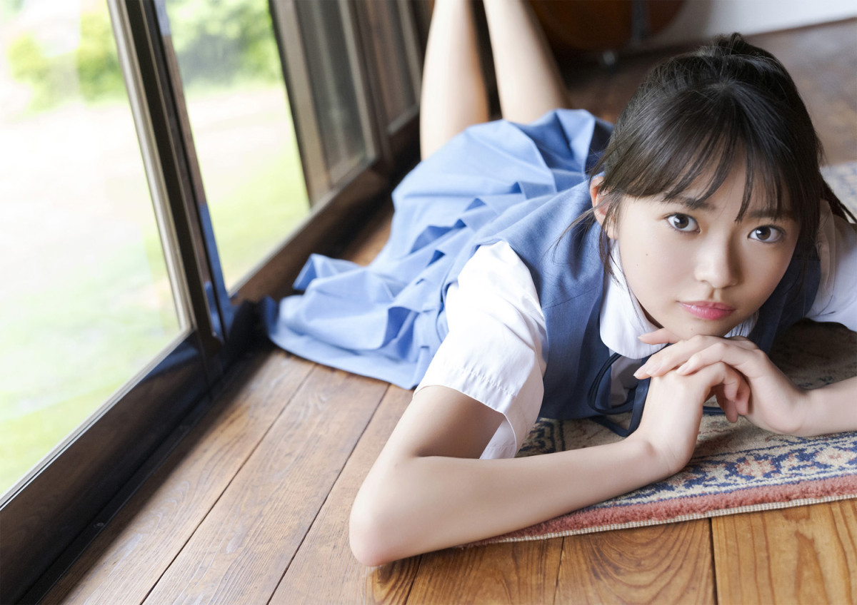 小森香乃の最新デジタル写真集『幻夏』より