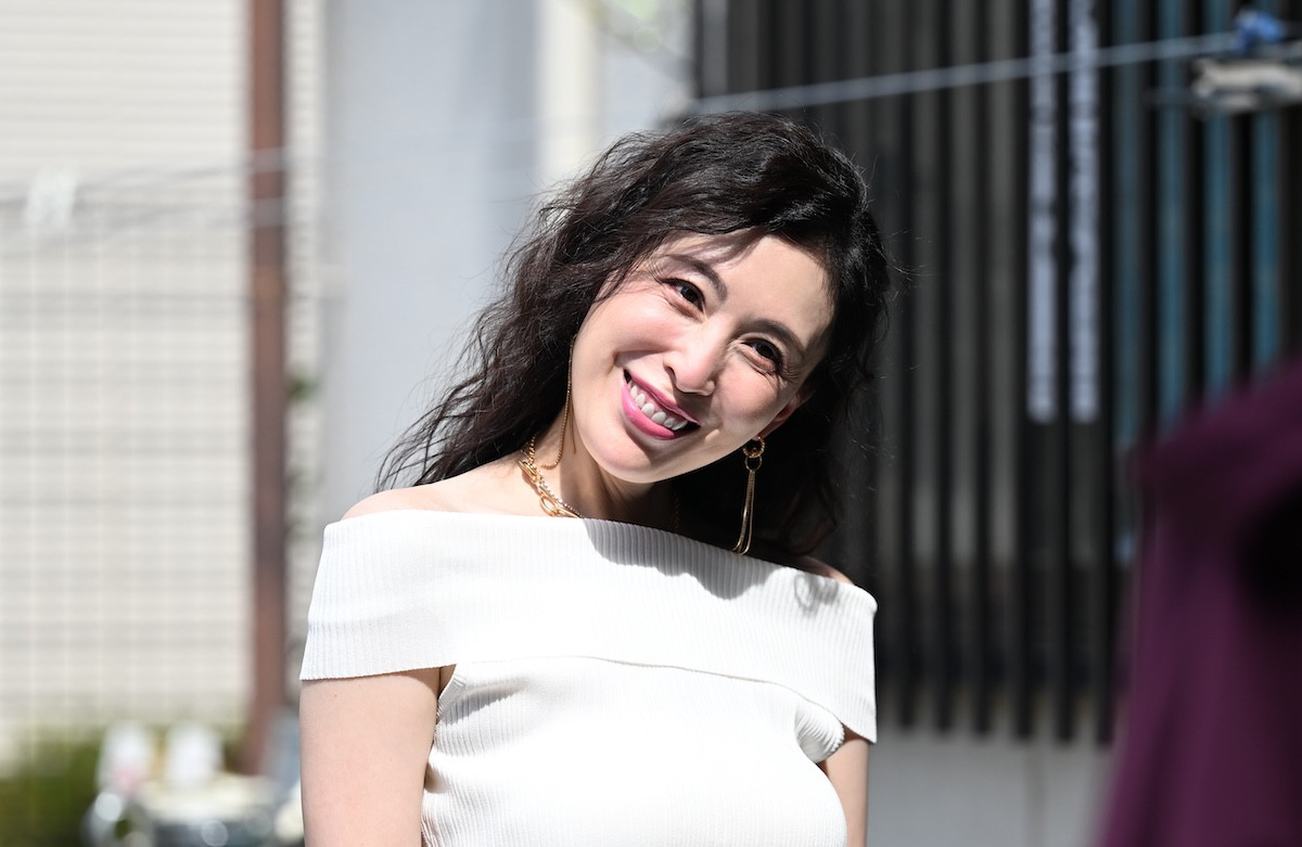 『終幕のロンド』第5話 “鳥飼”草なぎ剛、“真琴”中村ゆりと二人きりで旅に出る