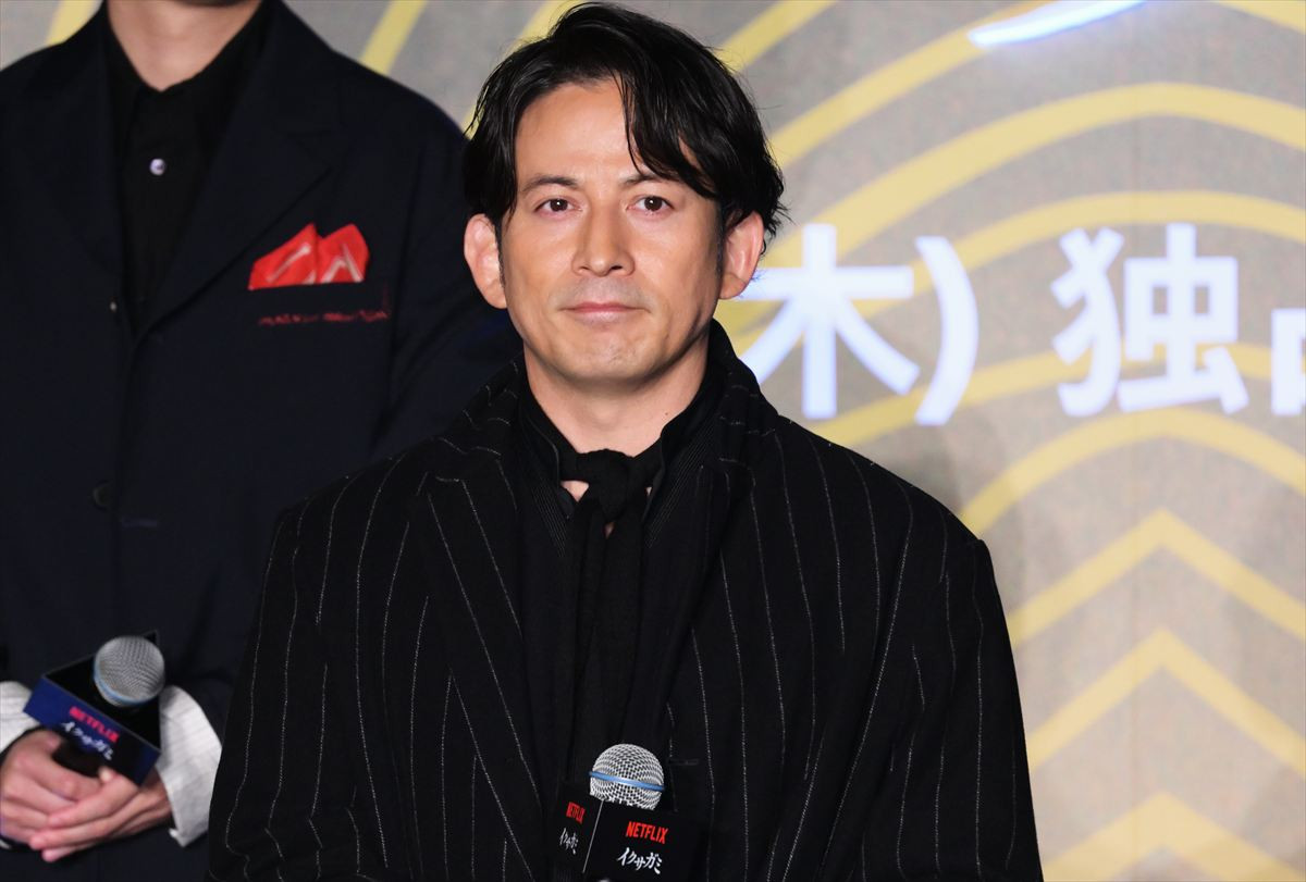 岡田准一、殺陣で怪我した直後にロケハン　鉄人ぶり明かされ照れ笑い