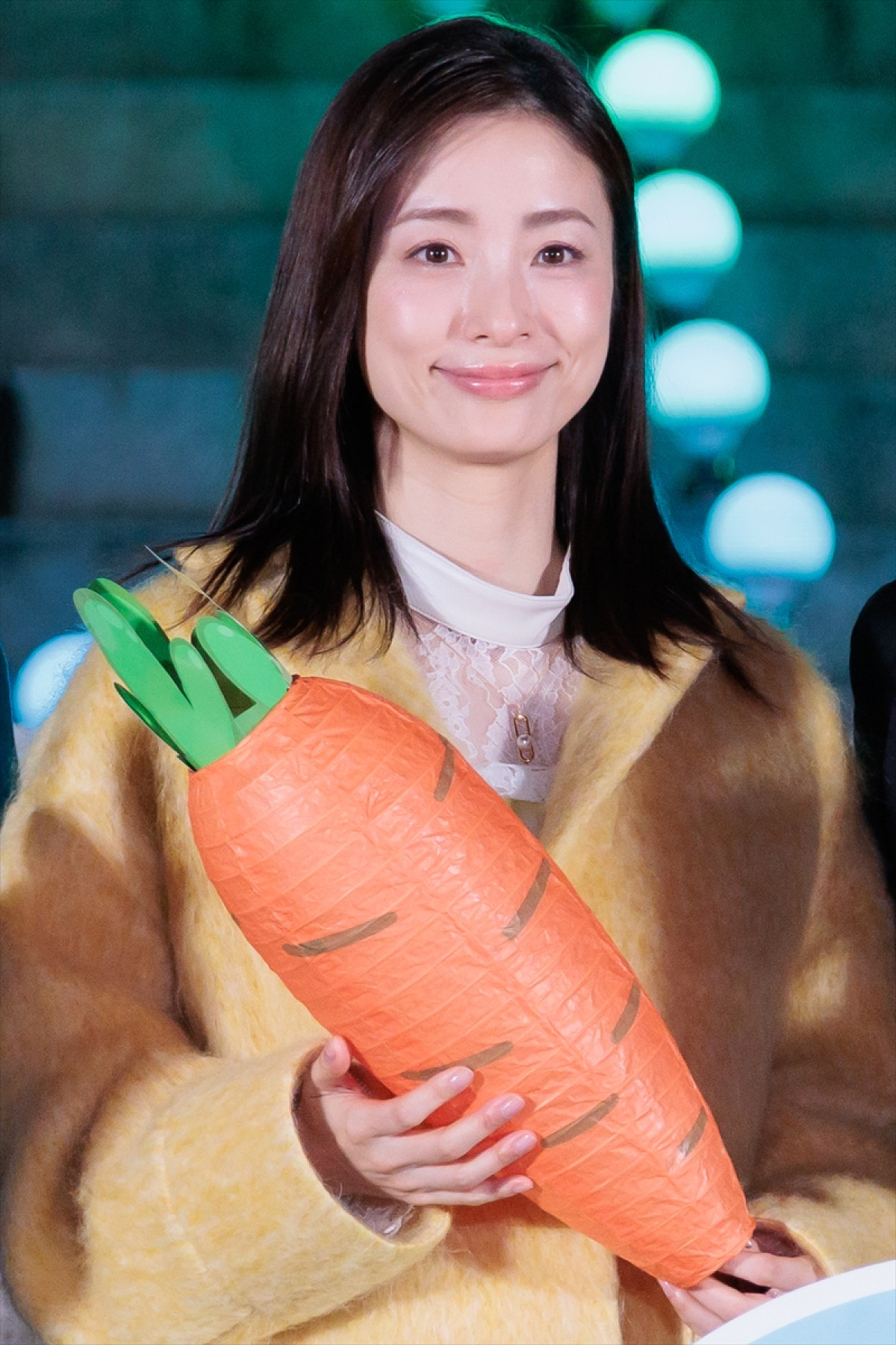 上戸彩、山田涼介らが増上寺に登場　イベント演出に心配「炎上しないですか」