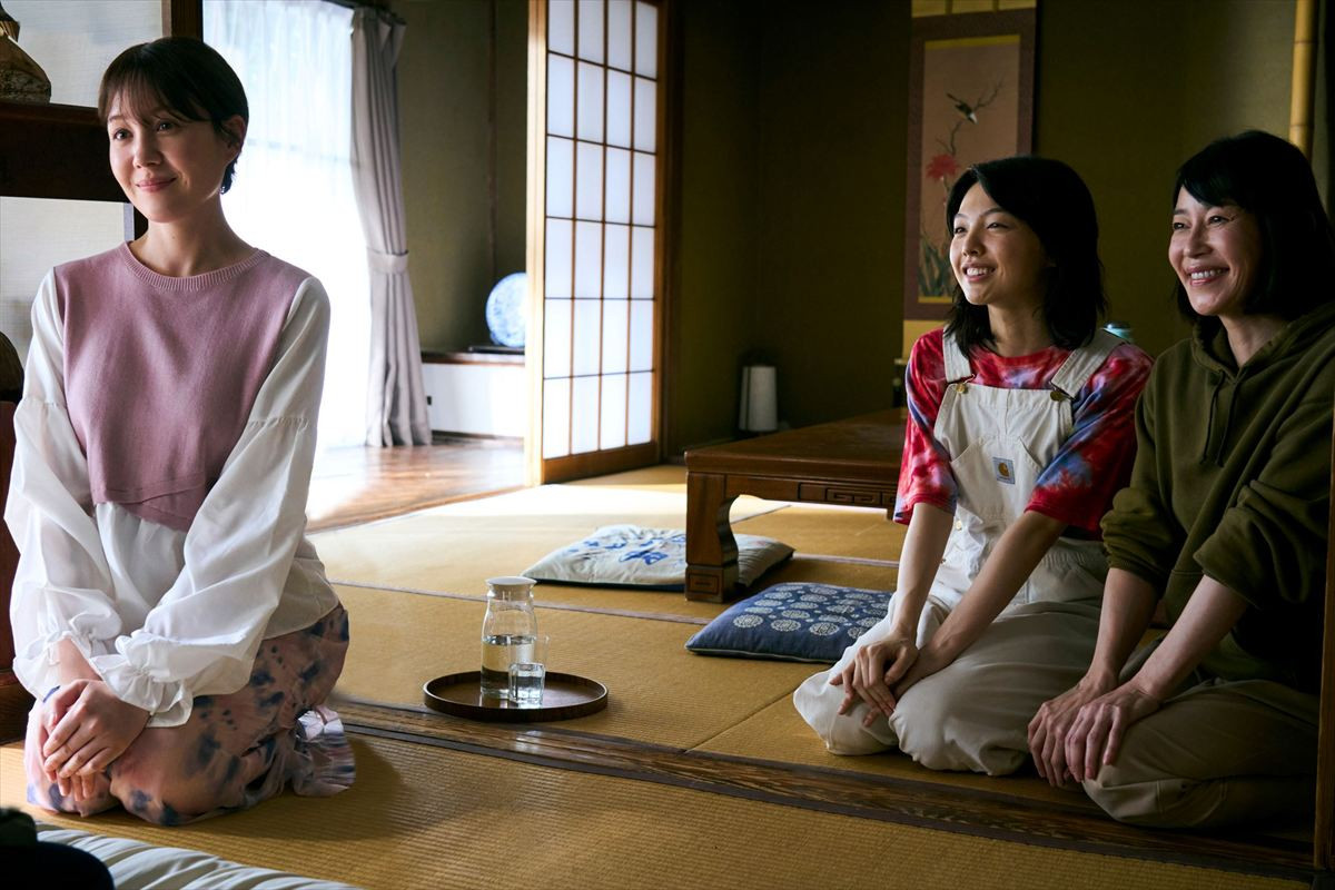 『シャドウワーク』多部未華子・石田ひかり・寺島しのぶがDV被害者演じる　本予告解禁