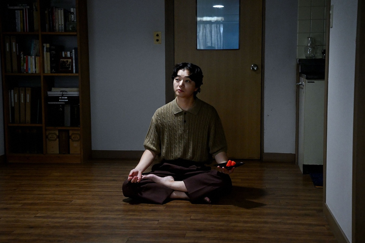 『シナントロープ』第9話　“都成”水上恒司＆“水町”山田杏奈、全品半額イベントで店が大忙し