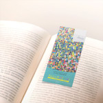 映画『サムシング・エクストラ！ やさしい泥棒のゆかいな逃避行』入場者特典のオリジナルクリアブックマーカー