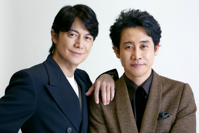 （左から）福山雅治、大泉洋