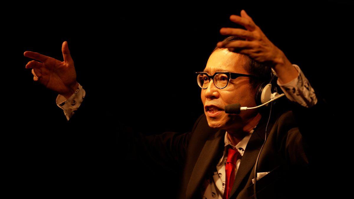 2時間1人で実況しながらしゃべり続けるステージ