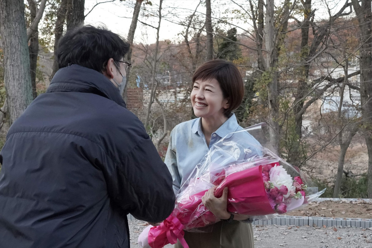 沢口靖子「たくさん走りました！（笑）」　あす最終回『絶対零度』が撮了　安田顕、横山裕らのコメントも到着