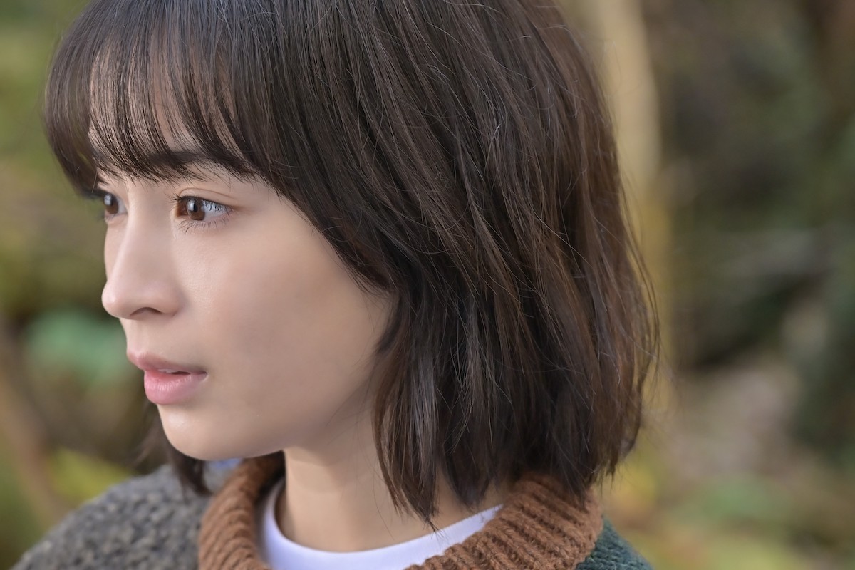 広瀬すず主演、現在と過去2つの事件が交錯する本格サスペンス『クジャクのダンス、誰が見た？』今夜スタート