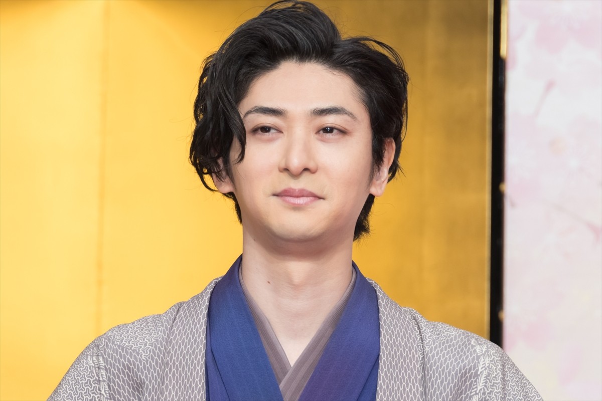 山崎育三郎、“最も苦しい、辛い思い出”を告白「モーツァルトをやりながら天才落語家を演じなきゃいけない」