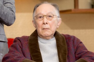 橋爪功、ドラマ『プライベートバンカー』記者会見に登場