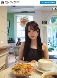 正月休みに母とハワイ旅行を楽しんだ乃木坂46・佐藤璃果　※「佐藤璃果」インスタグラム
