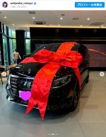 渡辺美奈代、新車を購入　※「渡辺美奈代」インスタグラム