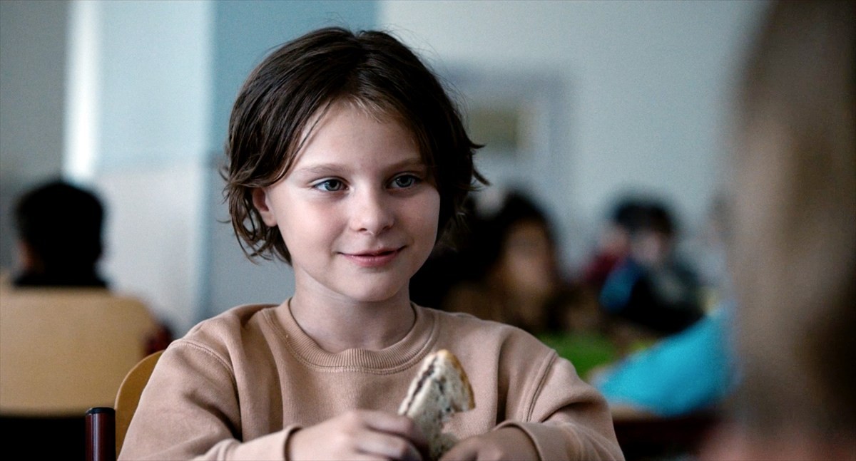 7歳少女の悪夢のような学校生活を疑似体験『Playground／校庭』本予告＆ビジュアル解禁　著名人コメントも到着「すごいものを観た」