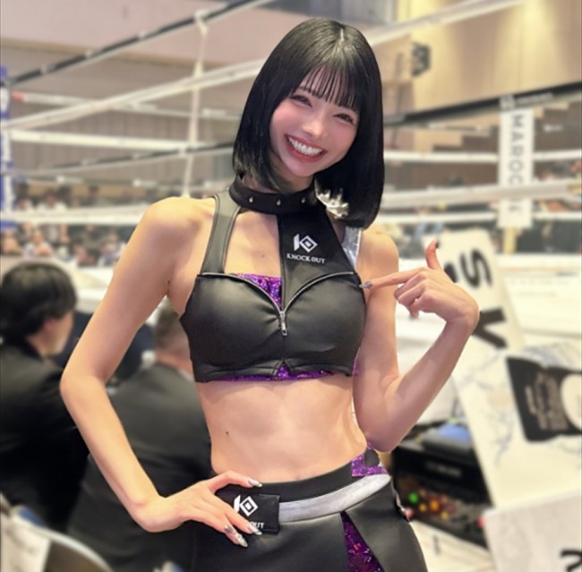 米倉みゆ、ラウンドガール姿　※「米倉みゆ」エックス