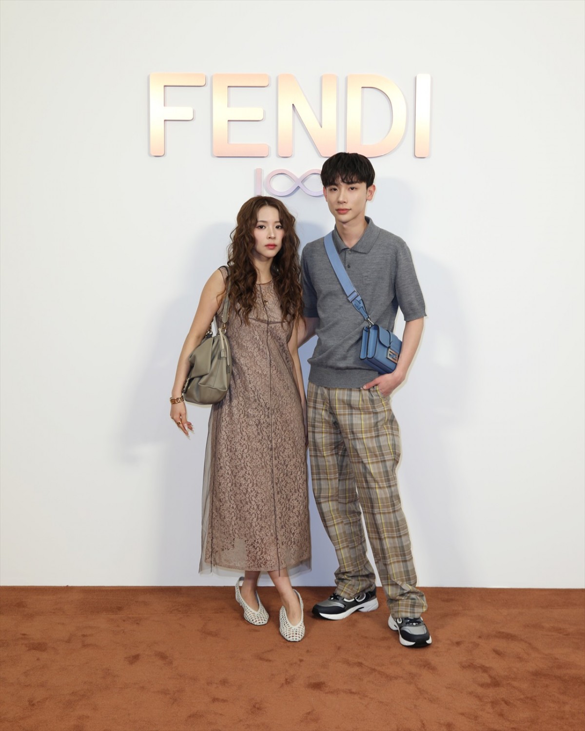 Snow Man・目黒蓮、TWICE・MINAら、世界各国のセレブが「フェンディ」秋冬コレクションに参加！