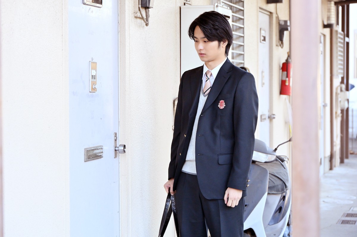 『御上先生』第3話　謎に満ちた“御上”松坂桃李の過去が明らかに