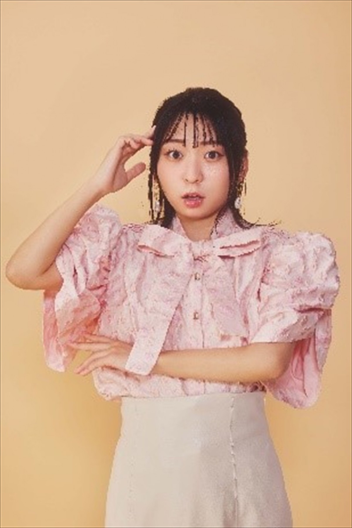 アンゴラ村長、『ゼクシィ』4月号で大人かわいい花嫁に大変身！　結婚願望は超具体的？