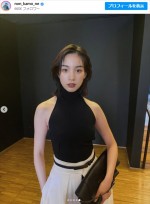 のん、ソロショット　※「のん」インスタグラム