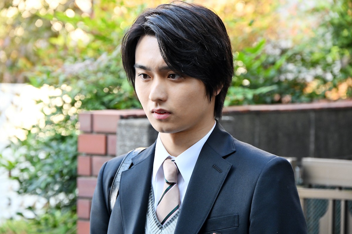 『御上先生』第3話　謎に満ちた“御上”松坂桃李の過去が明らかに