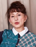 ドラマ『しあわせは食べて寝て待て』に出演する加賀まりこ