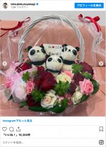 『徹子の部屋』が50年目に突入　スタッフから贈られたパンダの人形　※「黒柳徹子」インスタグラム