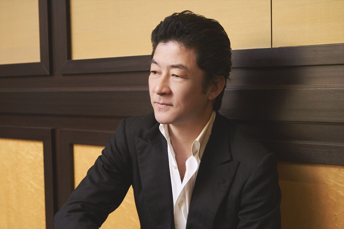 浅野忠信＆大森南朋、“お笑い将軍”を前に挑んだ全力コメディ　「光栄」も、「かなり悩みました」