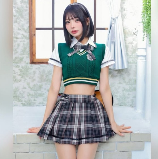 米倉みゆ、ソロショット　※「米倉みゆ」インスタグラム