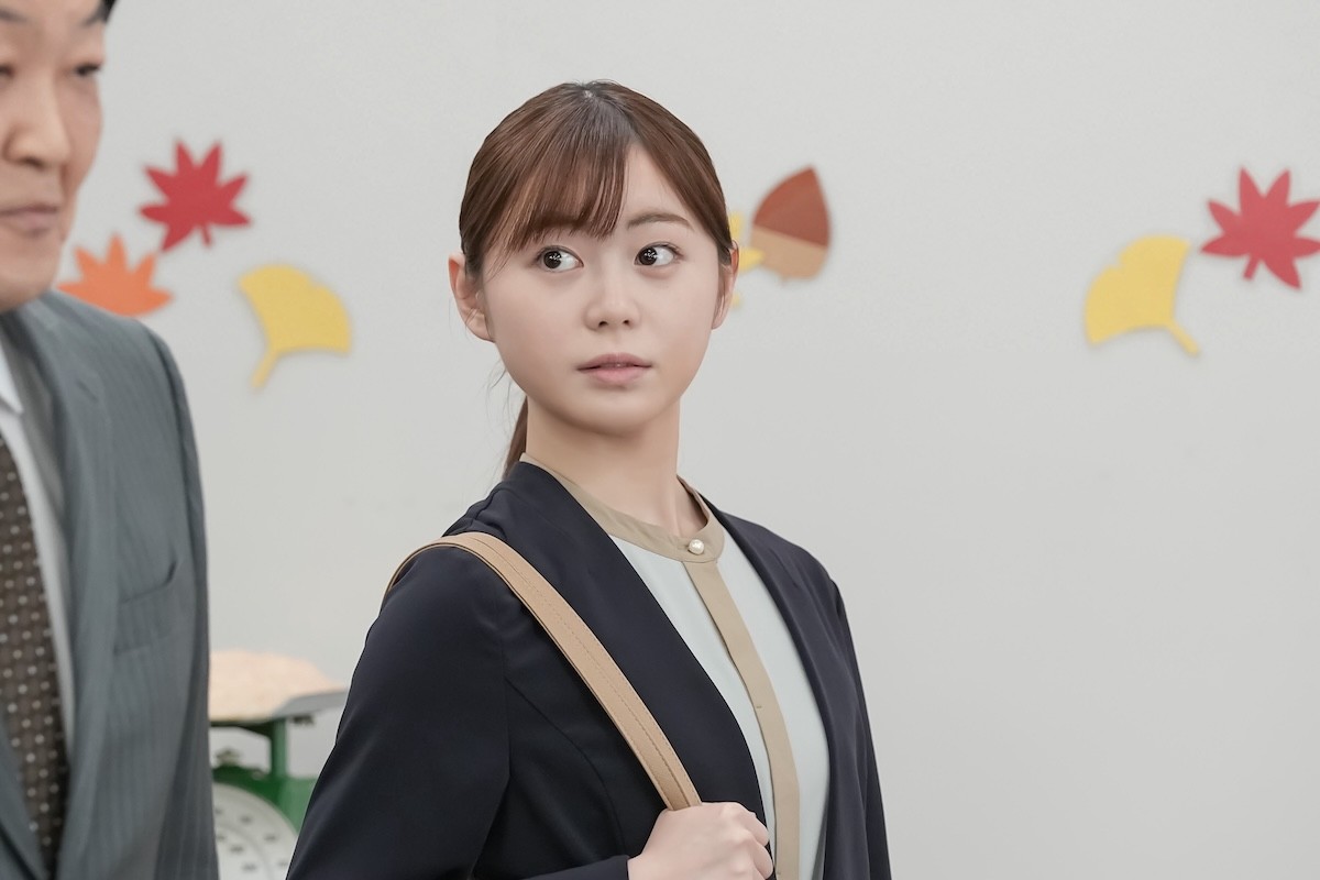 明日の『おむすび』“結”橋本環奈、商品開発のためコンビニの担当者と対面